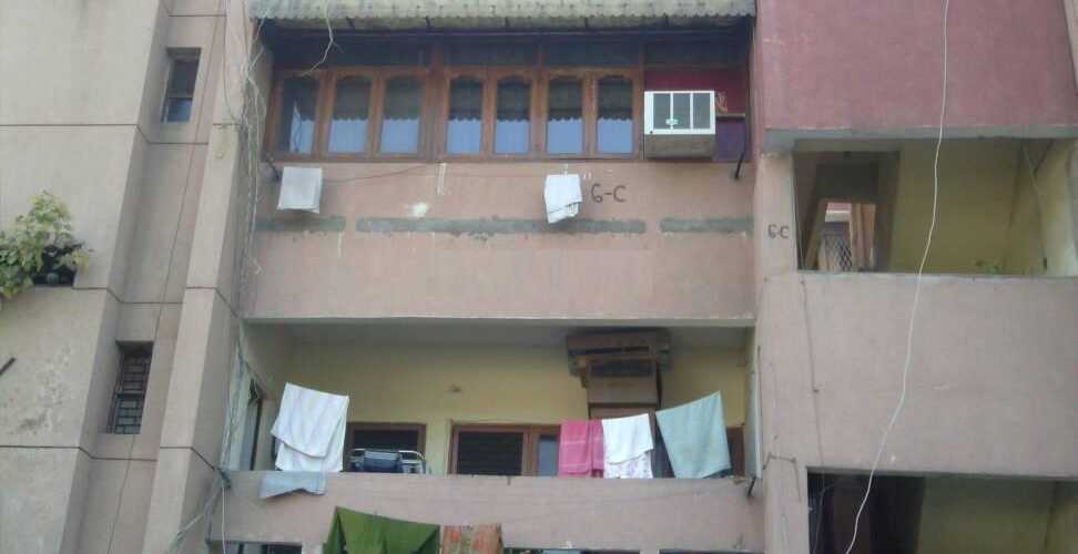 2 bhk flat in rohini